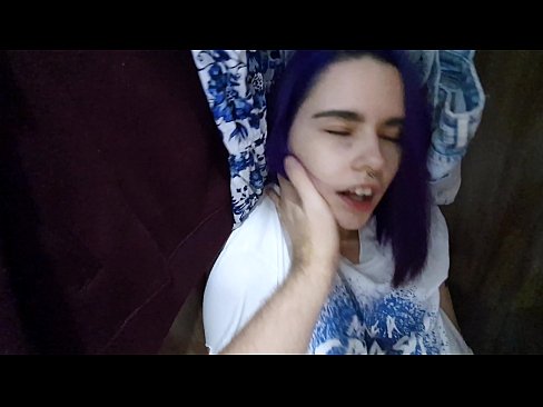 ❤️ Gjeta motrën time në dollap dhe e ndihmova të përfundonte ❤ Vetëm porno tek ne ❌️